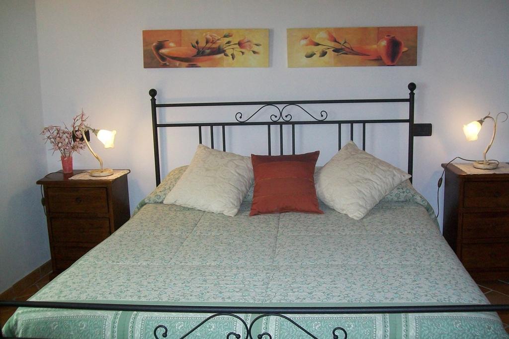 La Casa Del Borgo Apartment เบเวรีโน ห้อง รูปภาพ