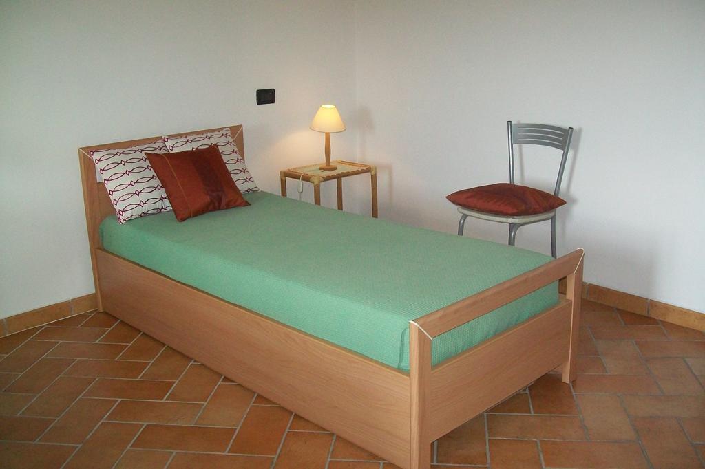 La Casa Del Borgo Apartment เบเวรีโน ห้อง รูปภาพ