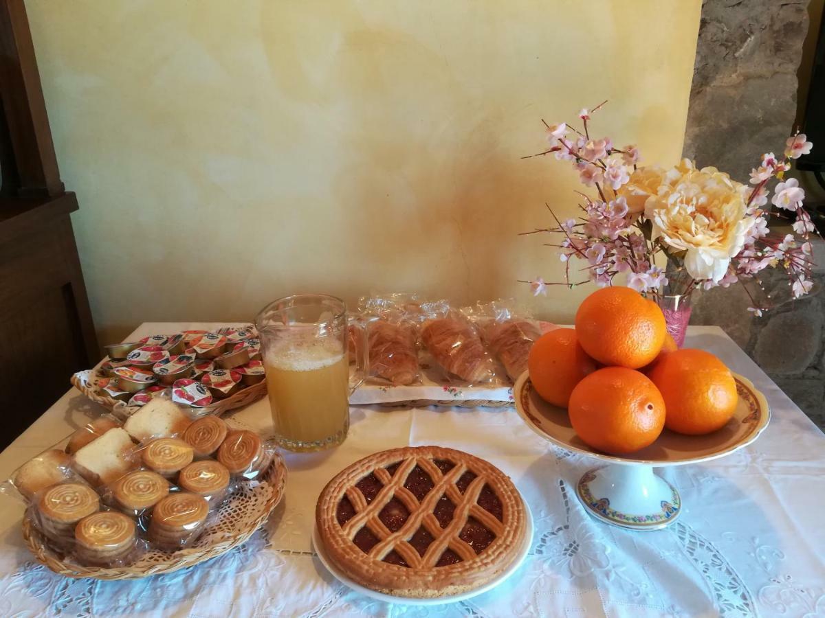 La Casa Del Borgo Apartment เบเวรีโน ภายนอก รูปภาพ